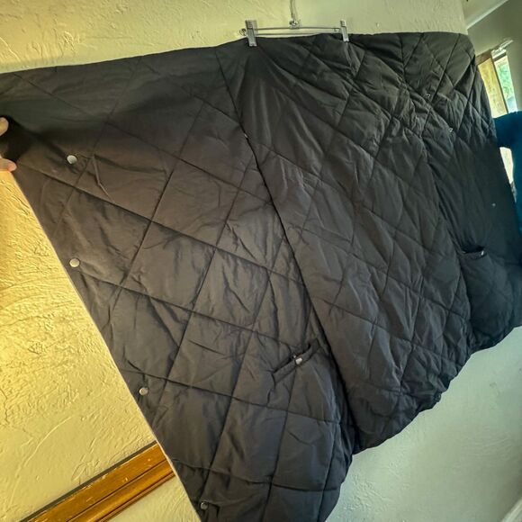 JYK Reversible Travel Poncho Blanket Football Season 22 inches x 57 inches - Picture 8 of 12